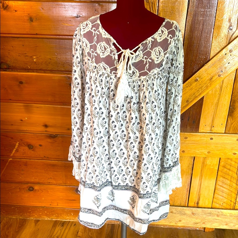 FREE PEOPLE NOMAD CHILD Elegant Lace Floral Dress with Tie-Front XS